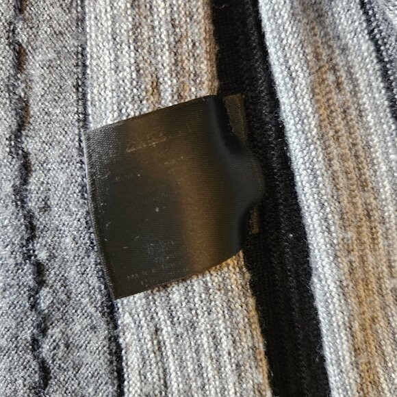 Marks & Spencer Per Una Black/Grey/White Knit Skirt - Picture 4 of 5